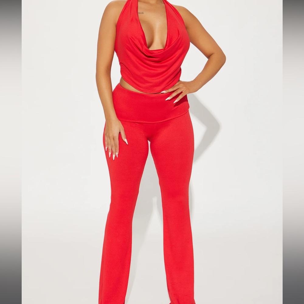 Red halter neck & fold over pants set ❤️